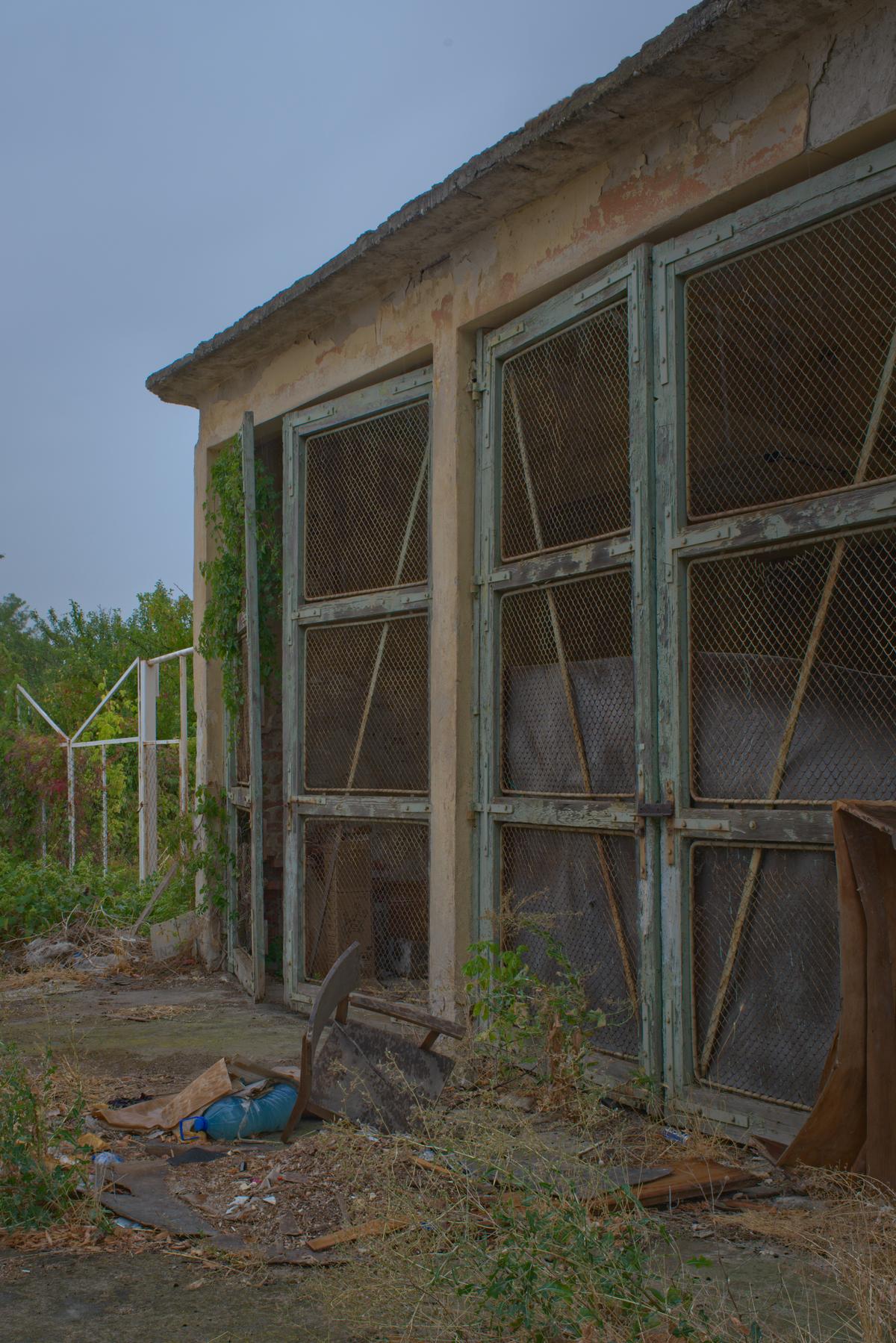 A tall, derelict shed beside a railway outside Plovdiv, Bulgaria that inspired an afternoon’s writing.