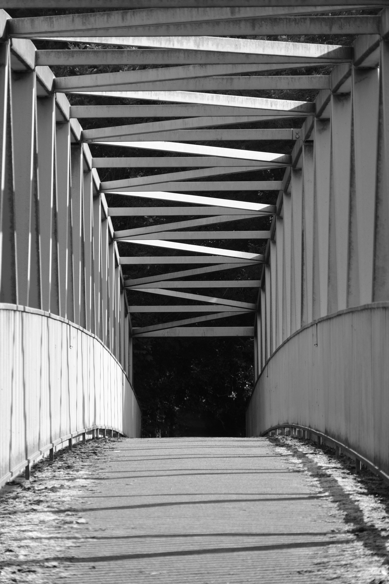 A bridge over the motorway in the morning light